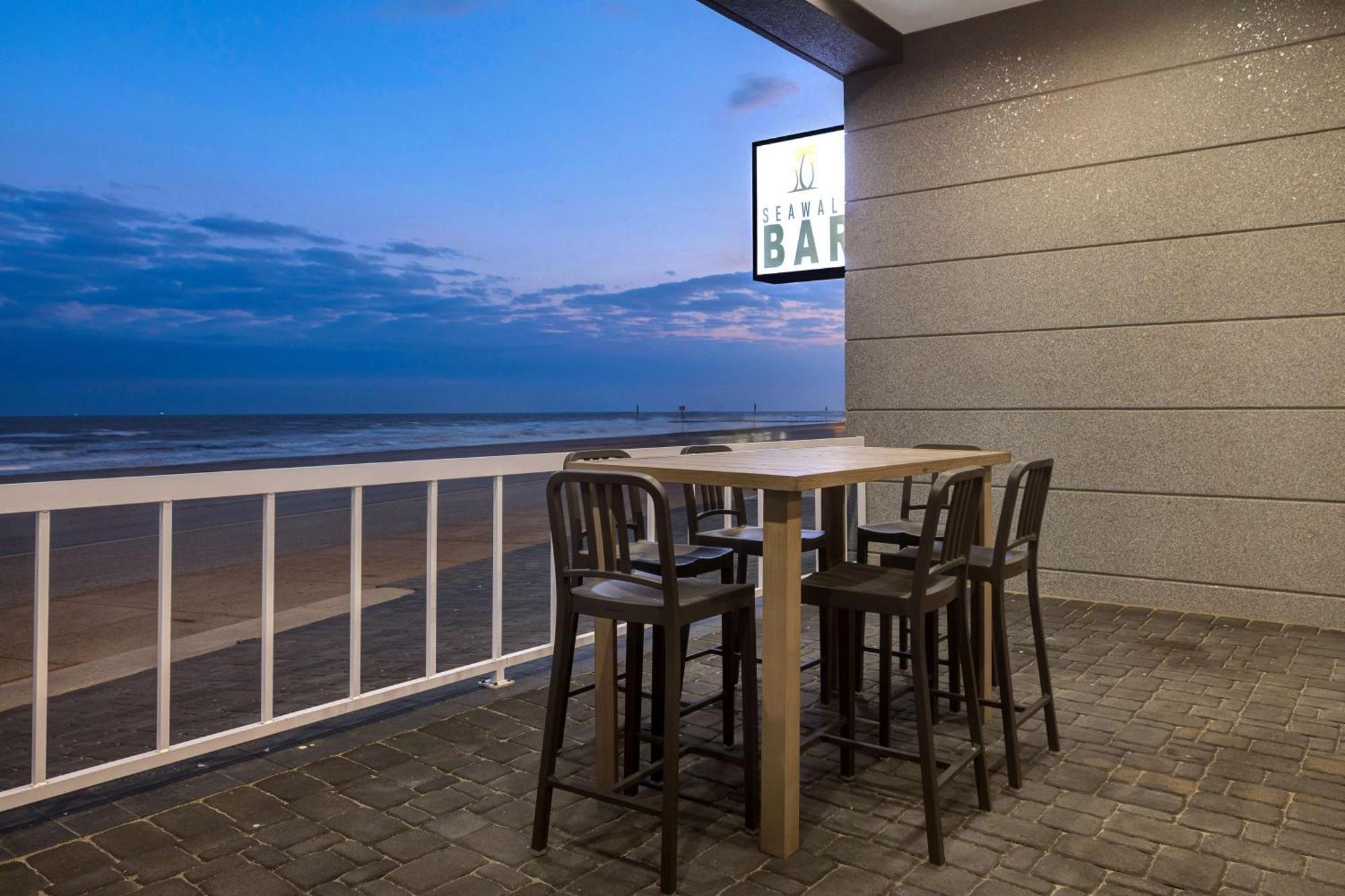 Home2 Galveston, Tx